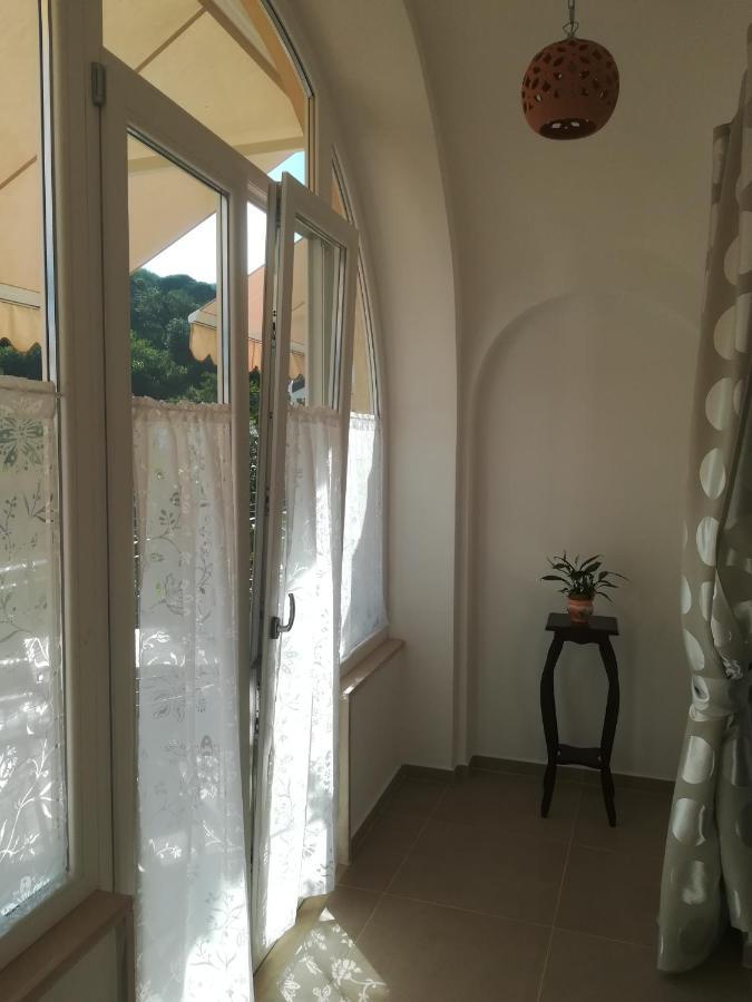 Il Covo Delle Civette Acomodação com café da manhã Vietri Exterior foto