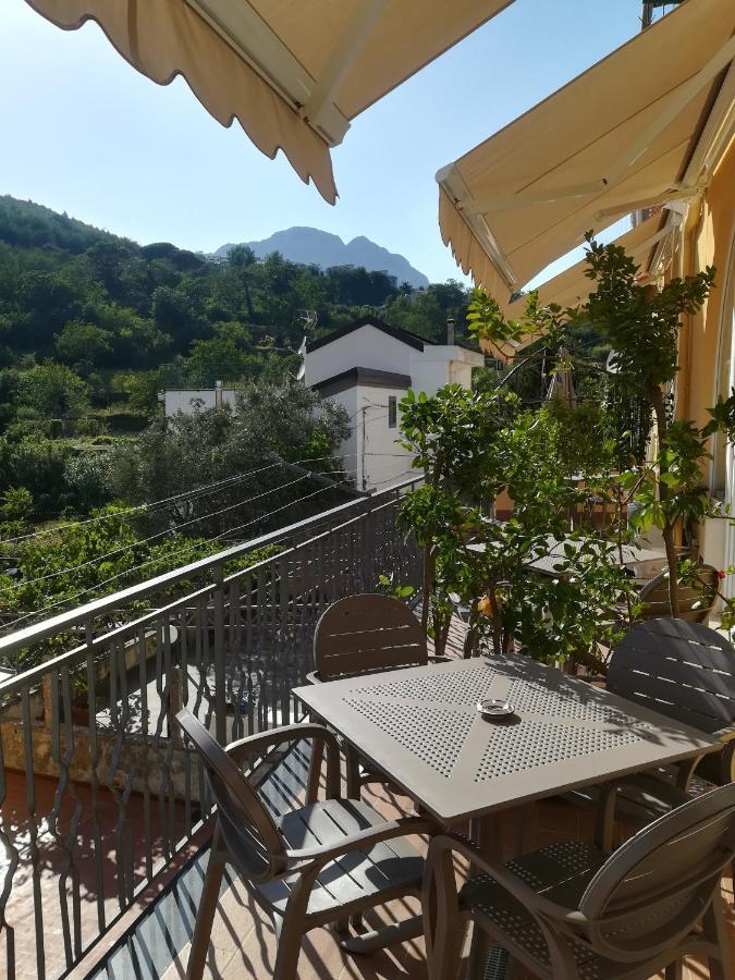 Il Covo Delle Civette Acomodação com café da manhã Vietri Exterior foto